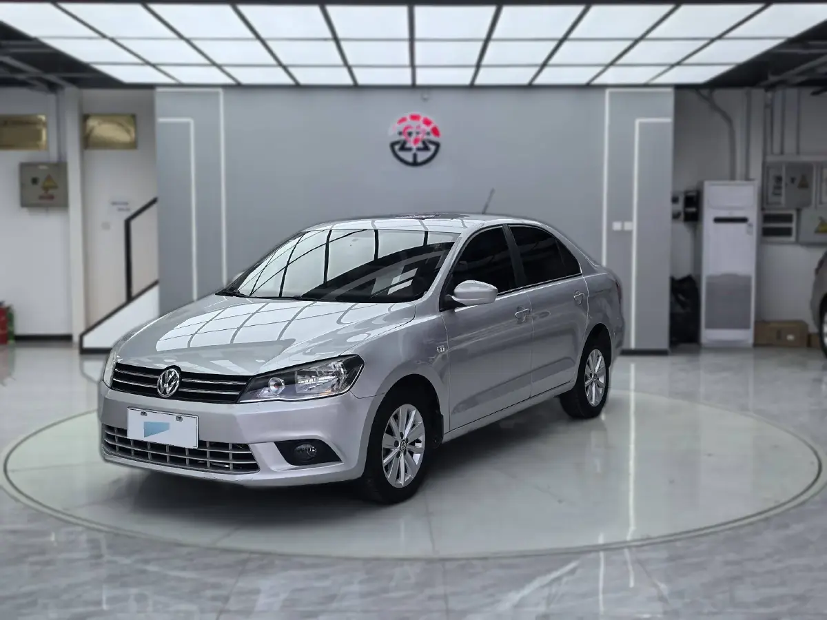 2015 Volkswagen Jetta 1.6L 110HP L4 6AT