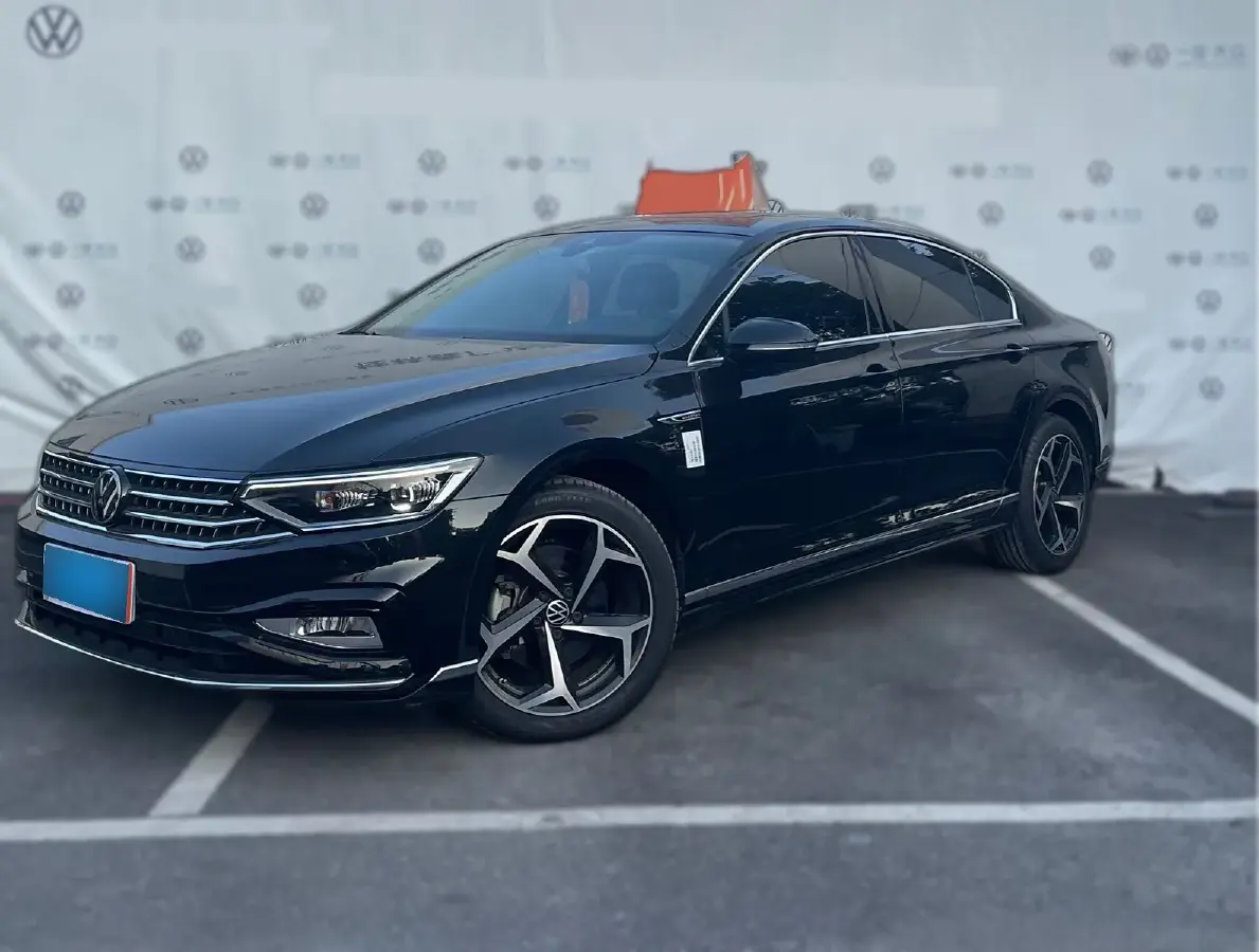 2023 Volkswagen Magotan 2.0T 186HP L4 7DCT