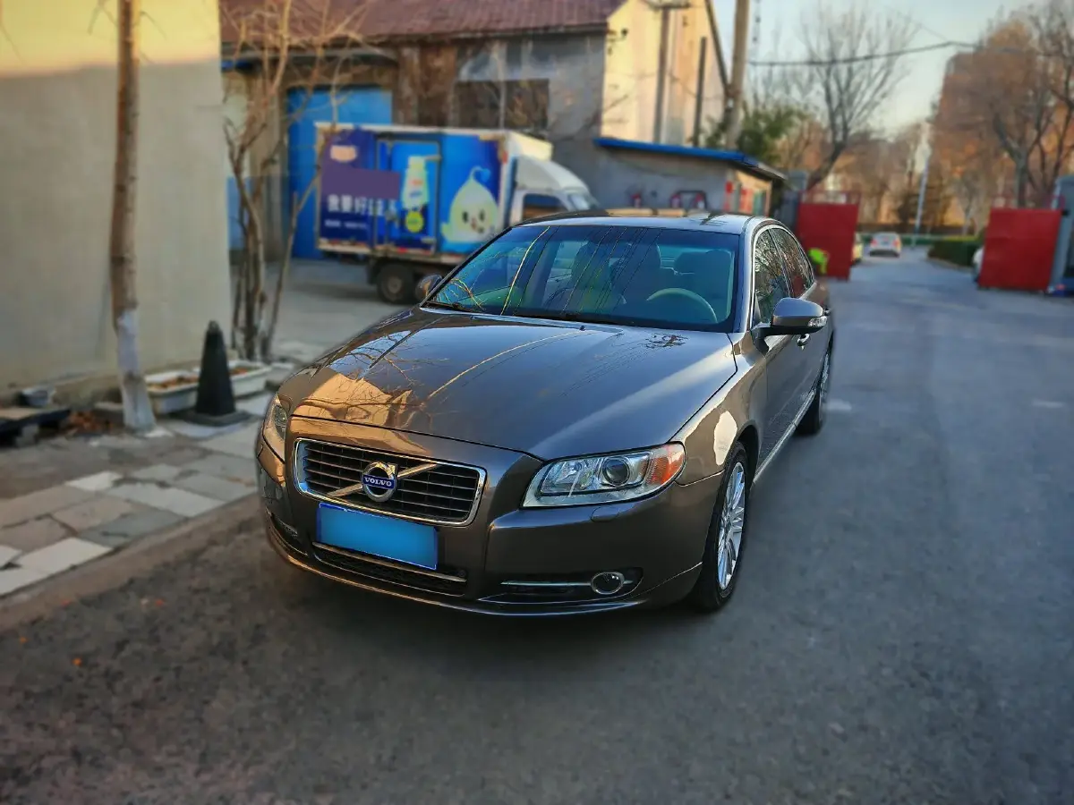 2009 Volvo S80L 3.0T 285HP L6 6AT