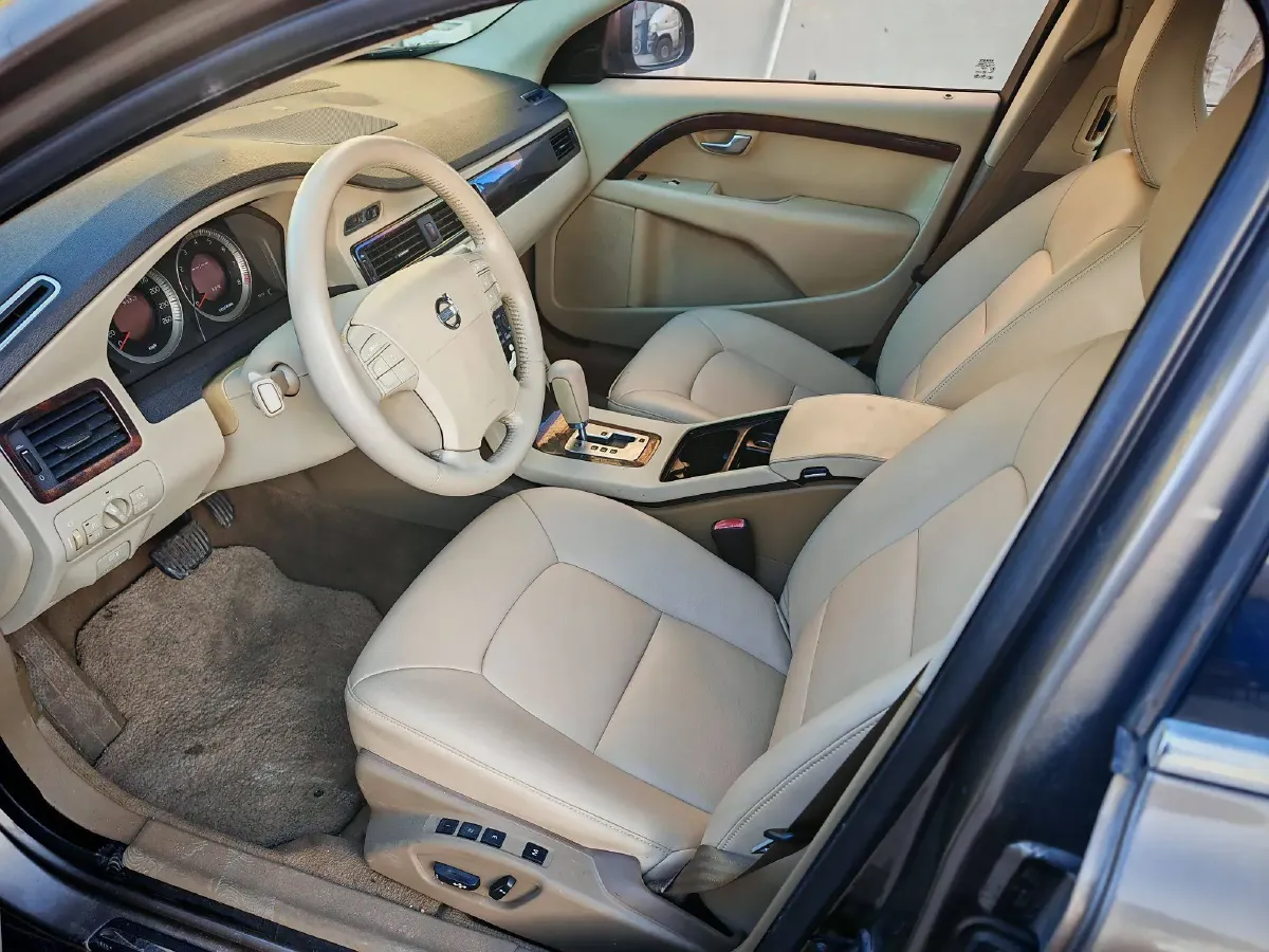 2009 Volvo S80L 3.0T 285HP L6 6AT,autocango,china used car exporter,china ev exporter,chinese used car exporter,chinese used ev exporter