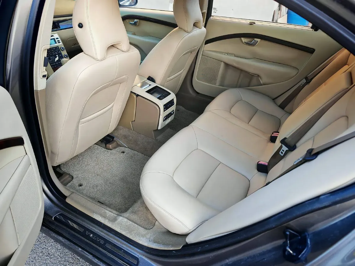 2009 Volvo S80L 3.0T 285HP L6 6AT,autocango,china used car exporter,china ev exporter,chinese used car exporter,chinese used ev exporter