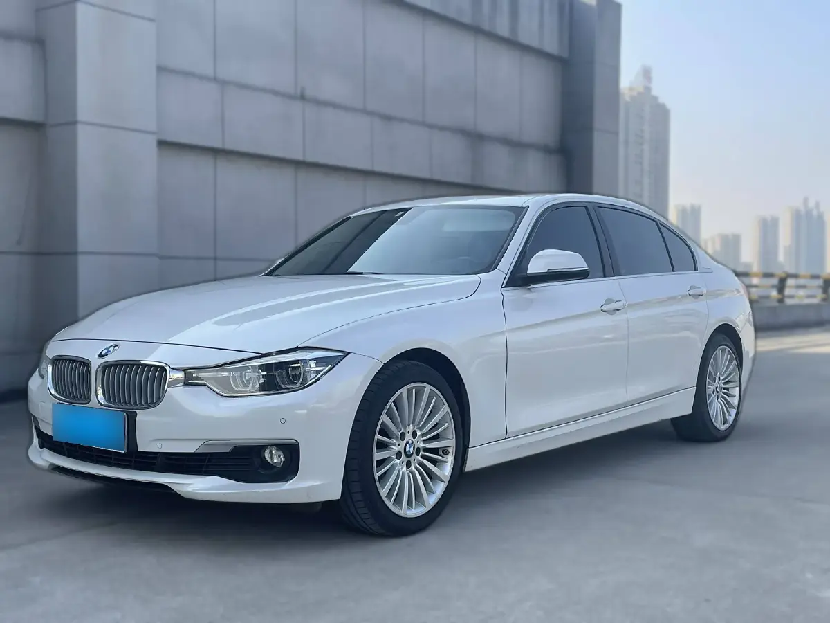 2018 BMW 3 Series 2.0T 184HP L4 8AT