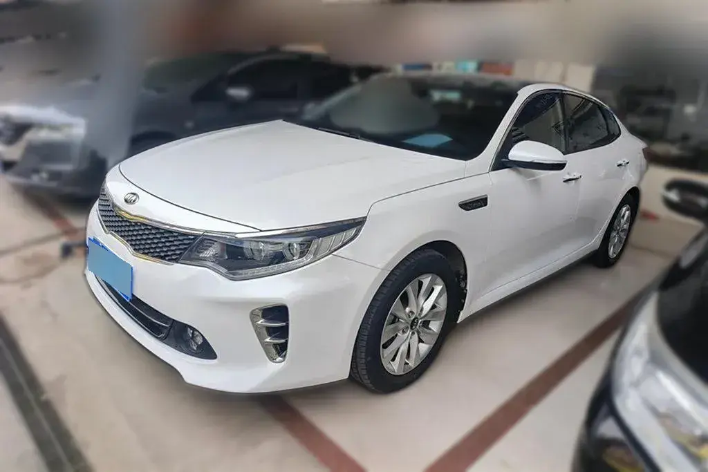 2016 Kia K5 1.6T 180HP L4 7DCT
