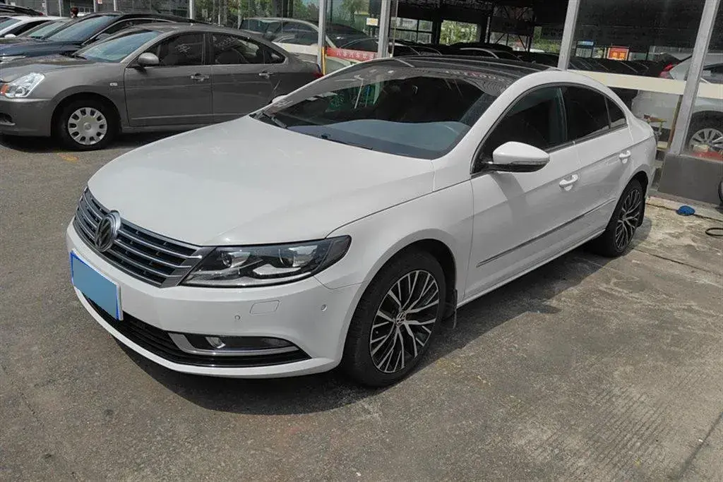 2016 Volkswagen CC 2.0T 200HP L4 6DCT
