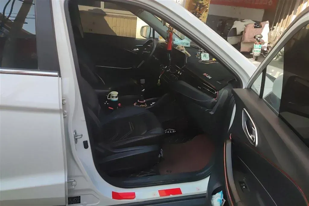 2020 JAC Refine S4 1.5T 150HP L4 6MT,autocango,china used car exporter,china ev exporter,chinese used car exporter,chinese used ev exporter