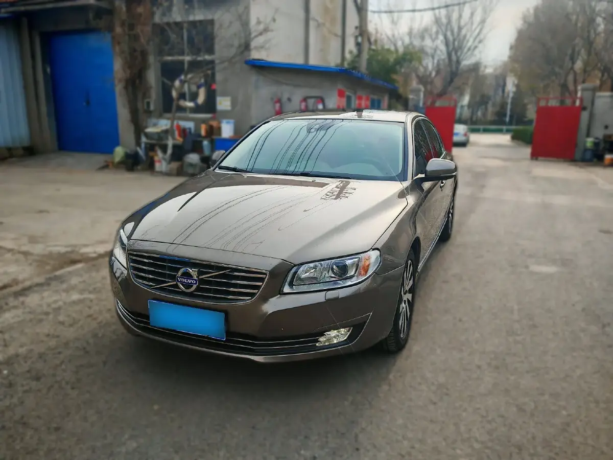 2015 Volvo S80L 2.0T 214HP L5 6AT