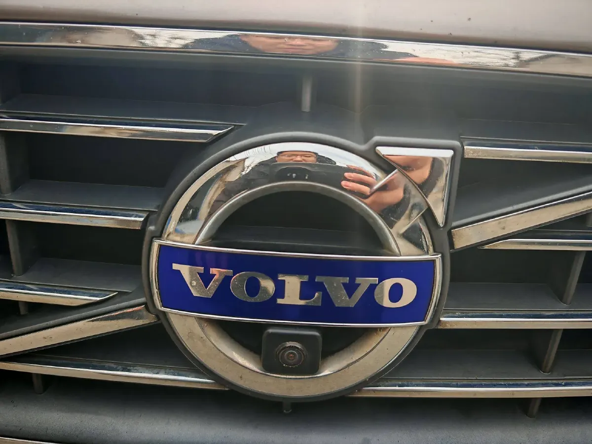 2015 Volvo S80L 2.0T 214HP L5 6AT,autocango,china used car exporter,china ev exporter,chinese used car exporter,chinese used ev exporter