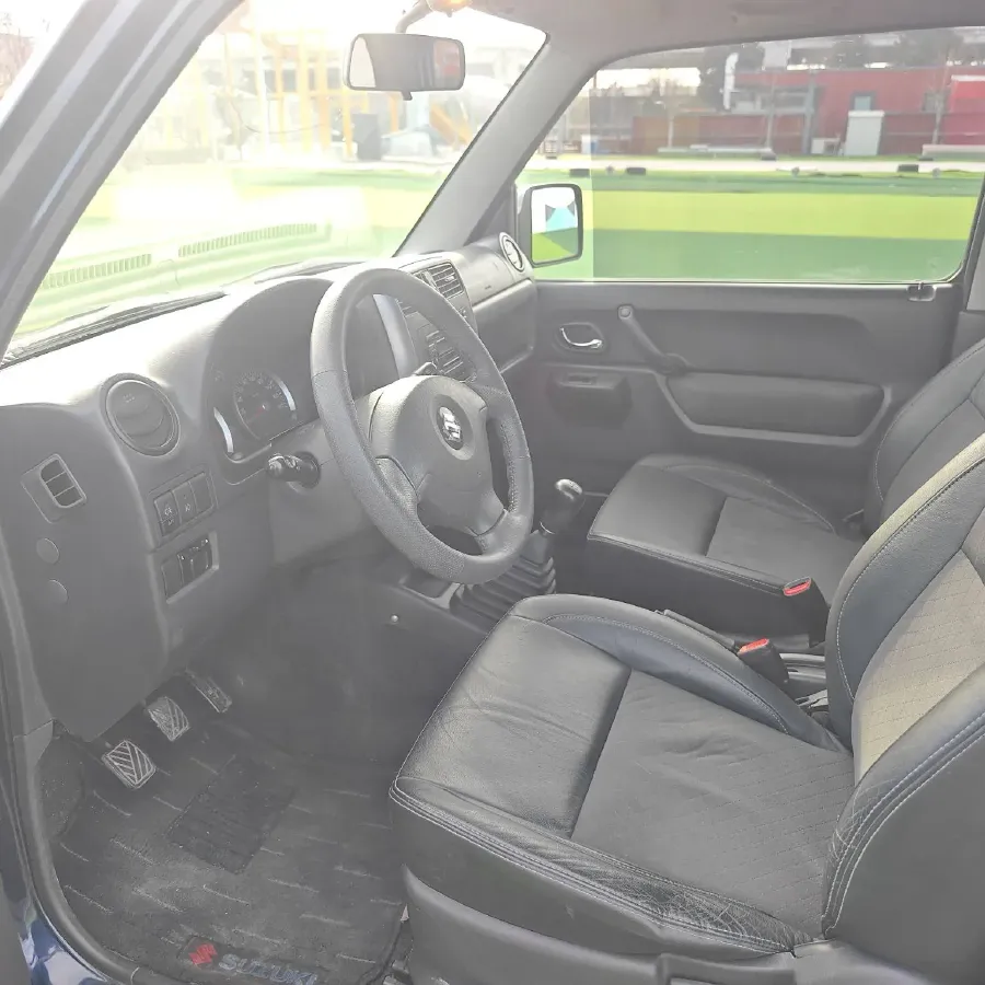 2010 Suzuki Jimny 1.3L 85HP L4 5MT,autocango,china used car exporter,china ev exporter,chinese used car exporter,chinese used ev exporter