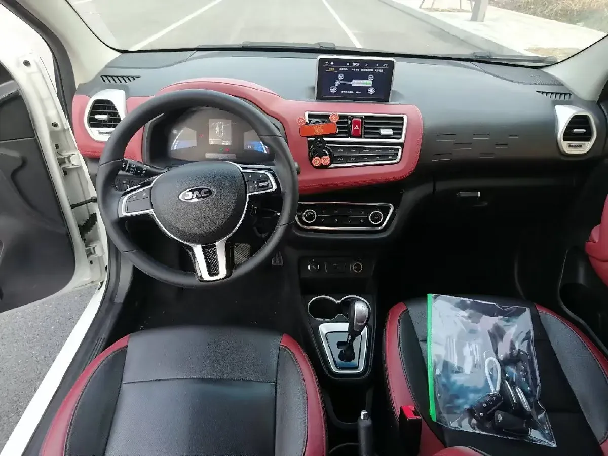 2018 JAC iEV6E BEV 29.2KWH,autocango,china used car exporter,china ev exporter,chinese used car exporter,chinese used ev exporter