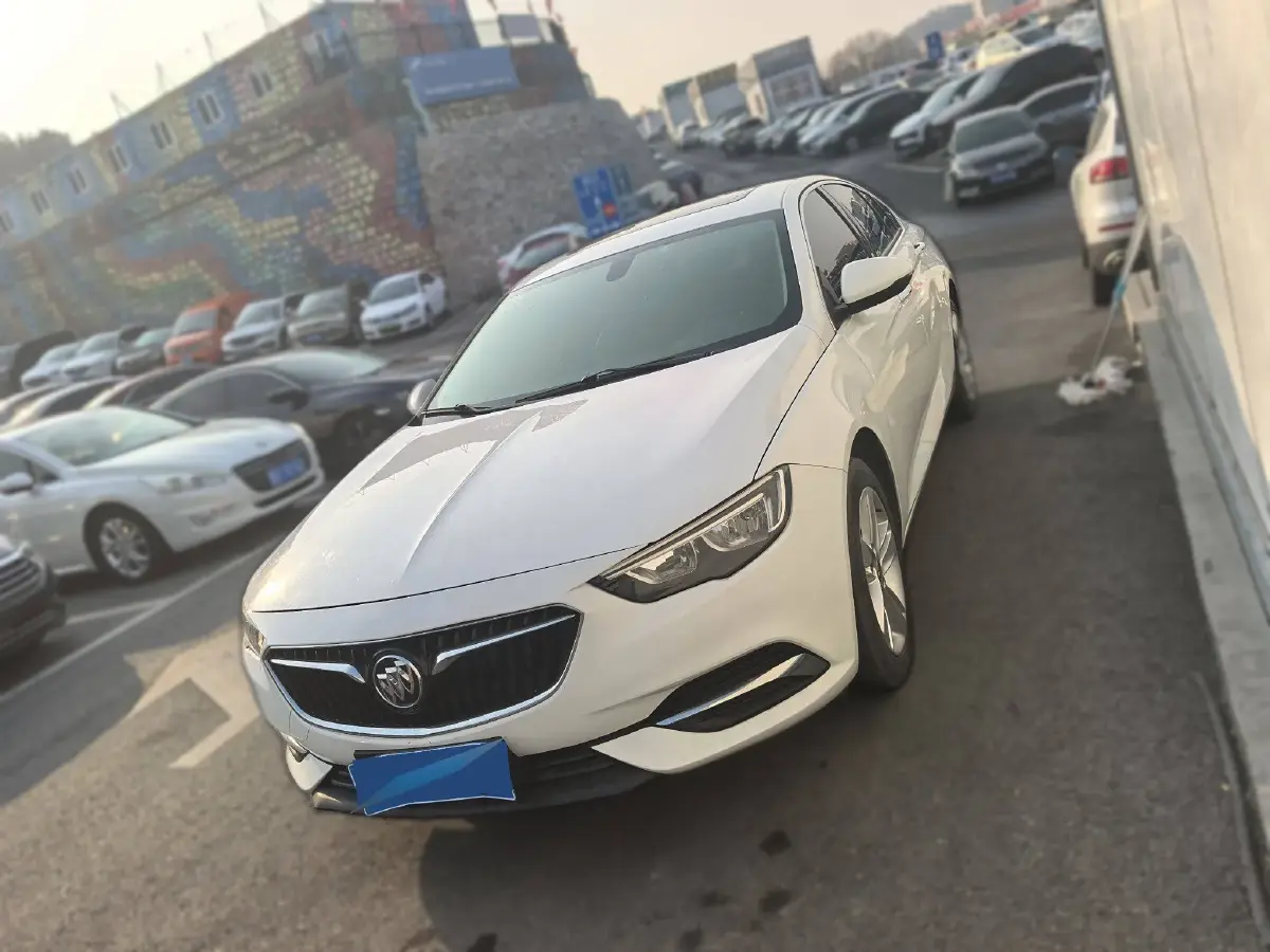 2017 Buick Regal 1.8L 128HP L4 E-CVT Hybrid 1.5KWH