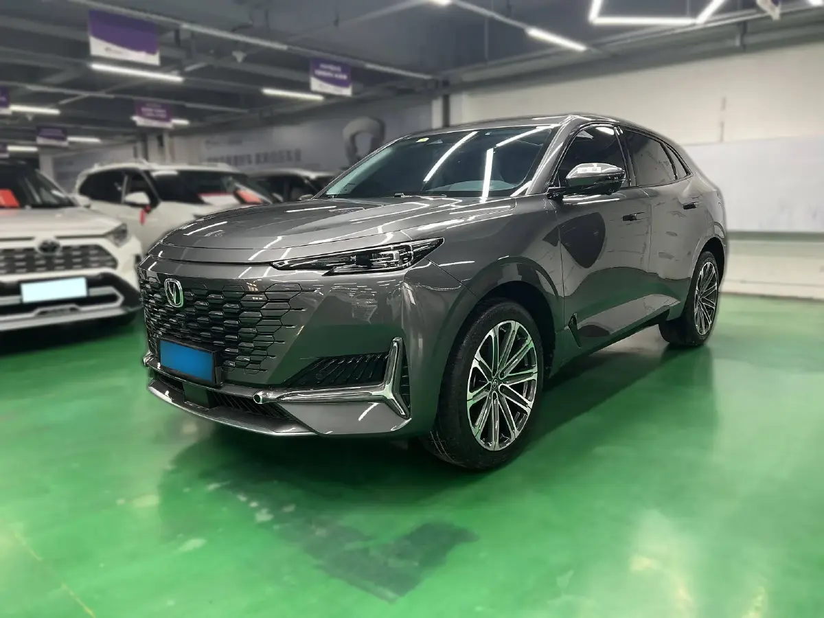 2021 ChangAn UNI-K 2.0T 233HP L4 8AT