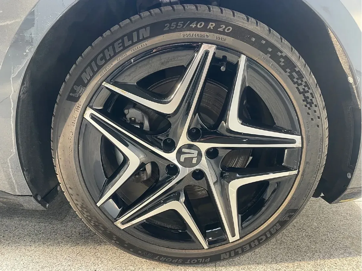 2023 Rising Auto F7 BEV 77KWH,autocango,china used car exporter,china ev exporter,chinese used car exporter,chinese used ev exporter