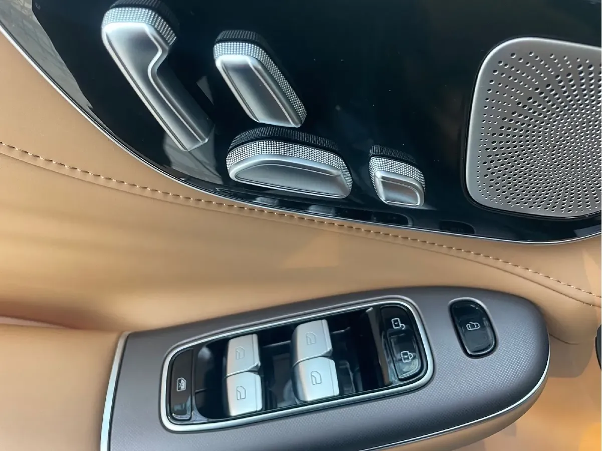 2023 Rising Auto F7 BEV 77KWH,autocango,china used car exporter,china ev exporter,chinese used car exporter,chinese used ev exporter