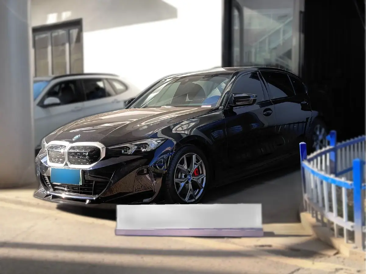 2022 BMW i3 BEV 70KWH