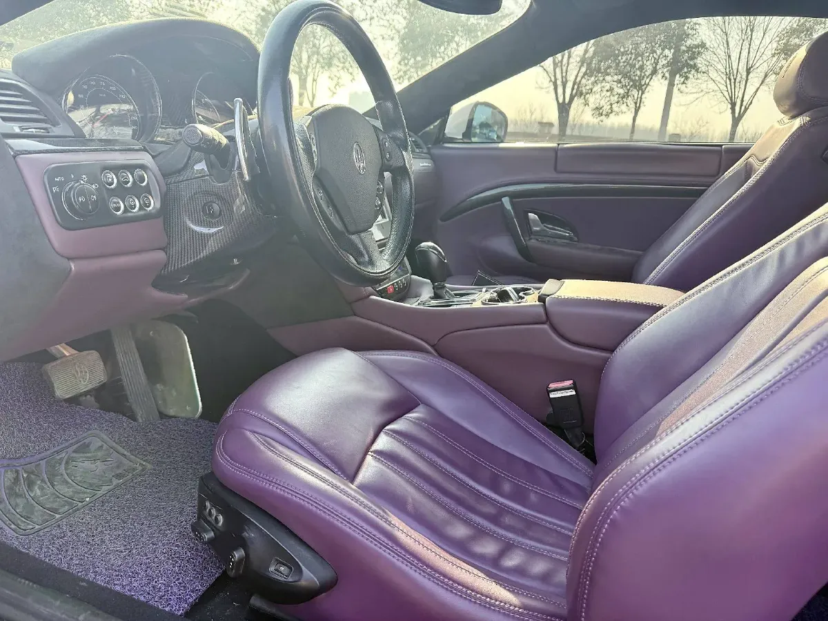 2007 Maserati GranTurismo 4.2L 405HP V8 6AT,autocango,china used car exporter,china ev exporter,chinese used car exporter,chinese used ev exporter