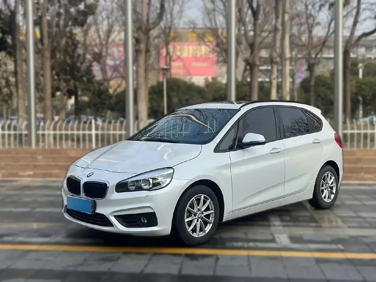 2016 BMW 2 Series Wagon 1.5T 136HP L3 6AT