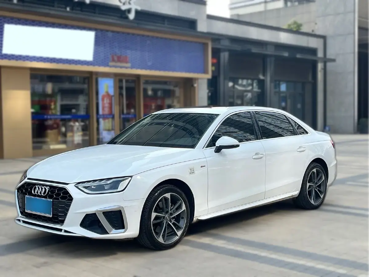 2020 Audi A4L 2.0T 190HP L4 7DCT