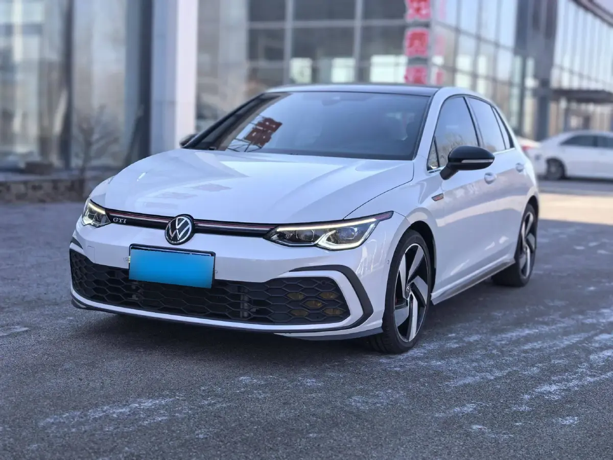 2021 Volkswagen GolfGTI 2.0T 220HP L4 7DCT