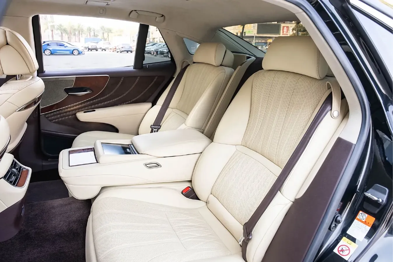 2018 Lexus LS 3.5L 316HP V6 10AT,autocango,china used car exporter,china ev exporter,chinese used car exporter,chinese used ev exporter