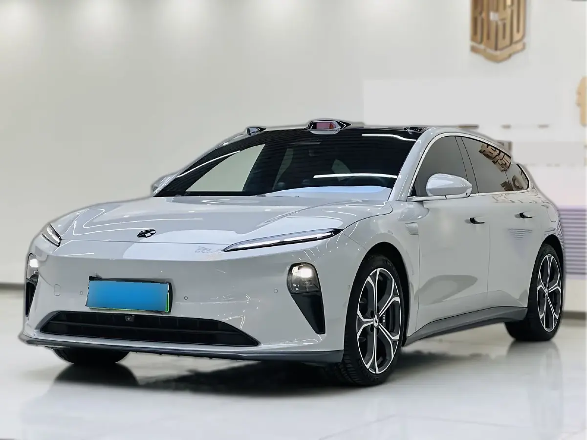 2023 NIO ET5T BEV 75KWH