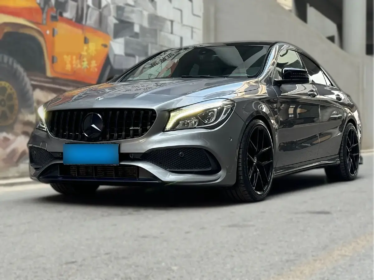 2017 Mercedes-Benz CLA Class 2.0T 184HP L4 7DCT