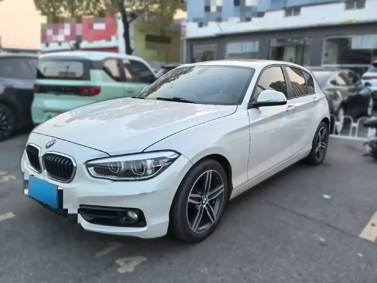 2015 BMW 1 Series 1.6T 177HP L4 8AT