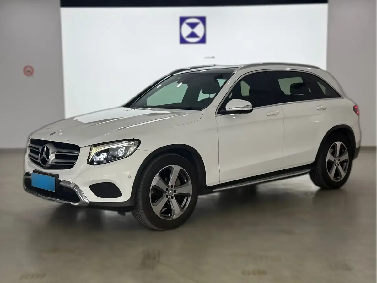 2016 Mercedes-Benz GLC Class 2.0T 245HP L4 9AT