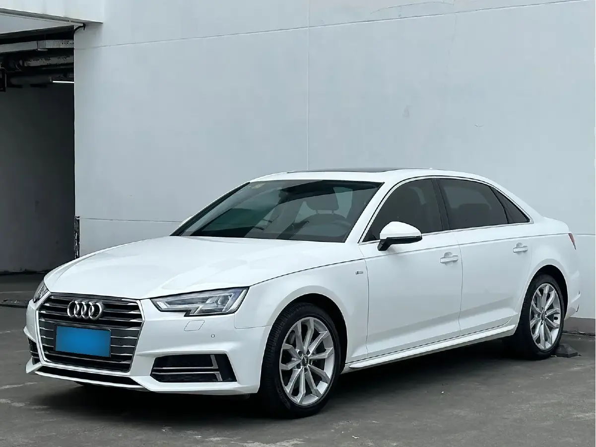 2018 Audi A4L 2.0T 190HP L4 7DCT