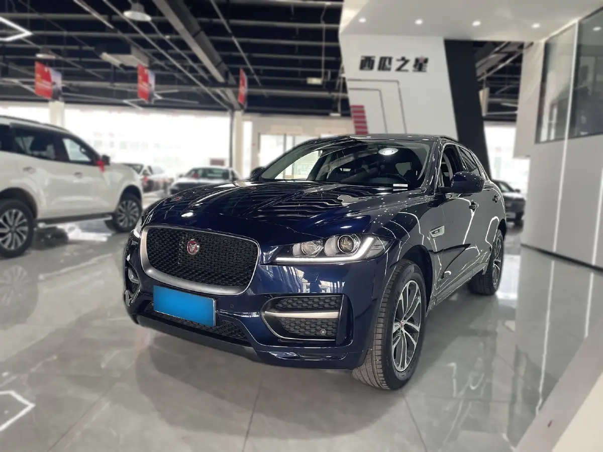 2018 Jaguar F-PACE 2.0T 250HP L4 8AT