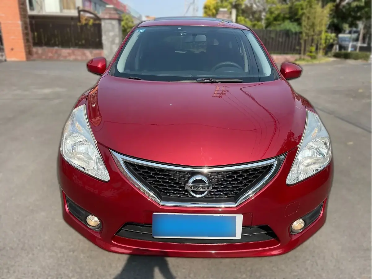 2011 Nissan Tiida 1.6L 126HP L4 CVT