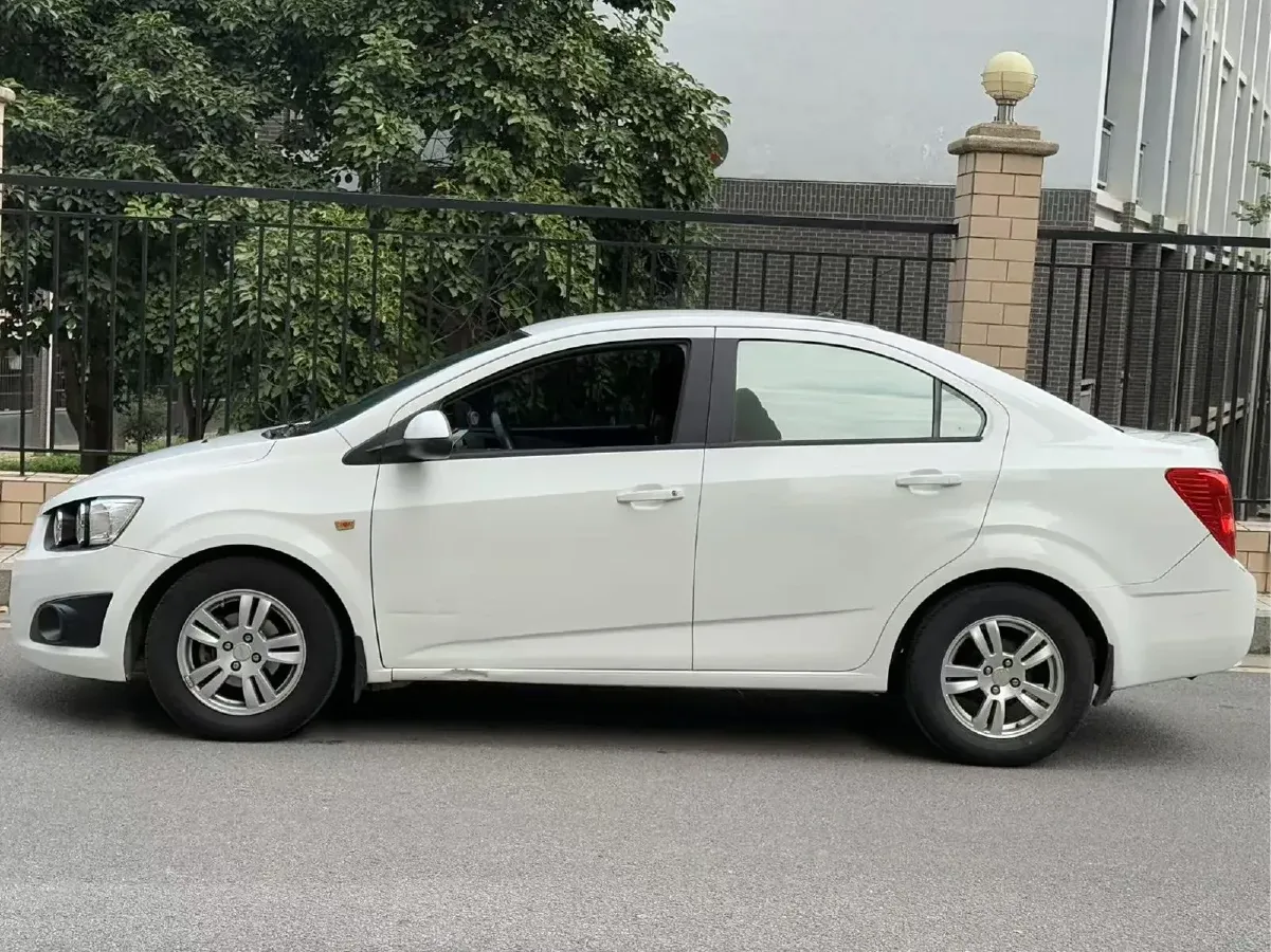 2011 Chevrolet Aveo 1.4L 103HP L4 5MT,autocango,china used car exporter,china ev exporter,chinese used car exporter,chinese used ev exporter