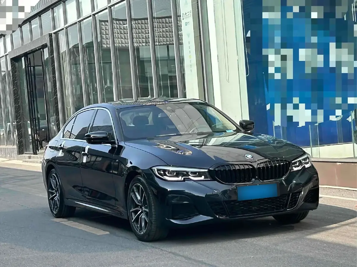 2022 BMW 3 Series 2.0T 184HP L4 8AT