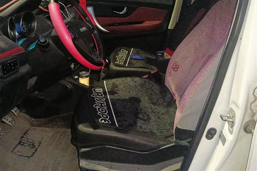 2016 Haval H1 1.5L 106HP L4 5MT,autocango,china used car exporter,china ev exporter,chinese used car exporter,chinese used ev exporter