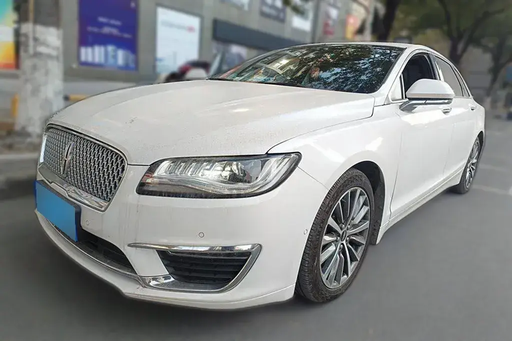 2018 Lincoln MKZ 2.0T 203HP L4 6AT
