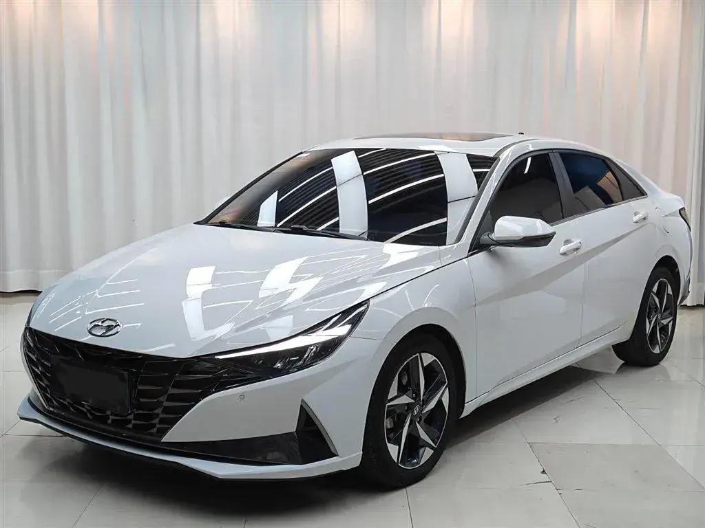 2021 Hyundai Elantra 1.5L 115HP L4 CVT
