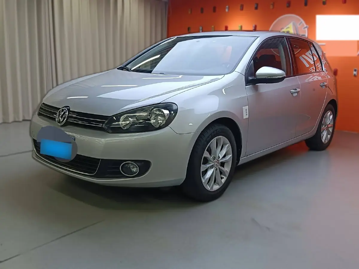 2012 Volkswagen Golf 1.6L 105HP L4 6AT
