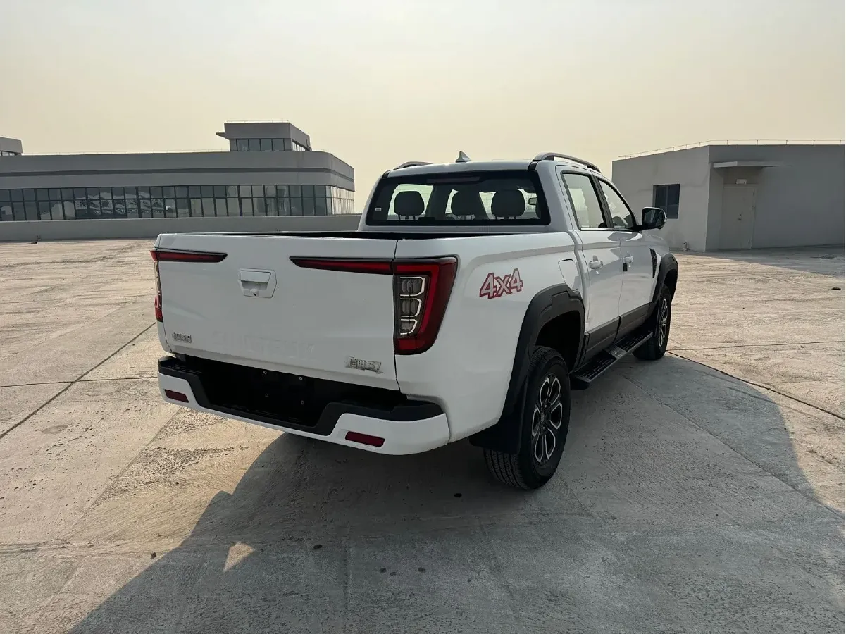 2024 SinoTruck VGV BoSheng 2.0T 190HP L4 8AT,autocango,china used car exporter,china ev exporter,chinese used car exporter,chinese used ev exporter