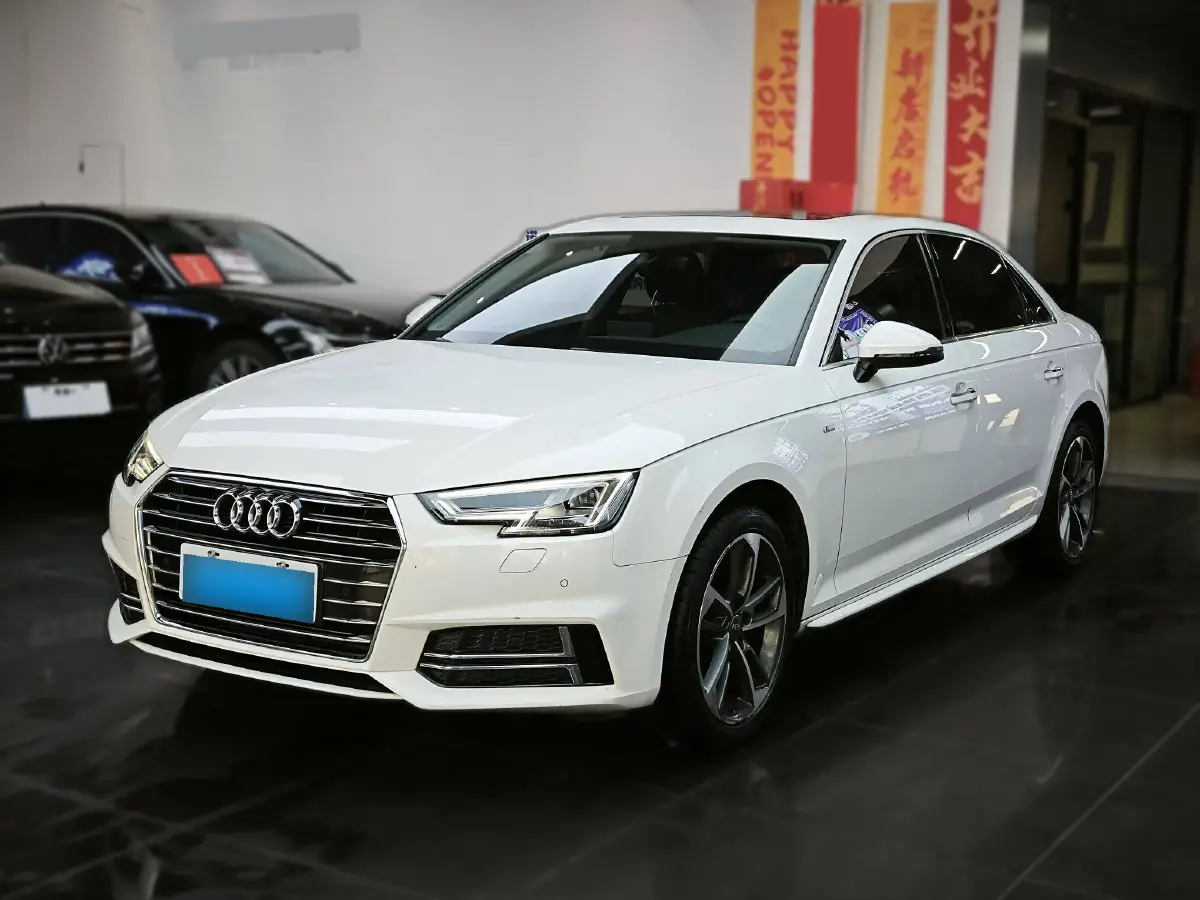 2019 Audi A4L 2.0T 190HP L4 7DCT