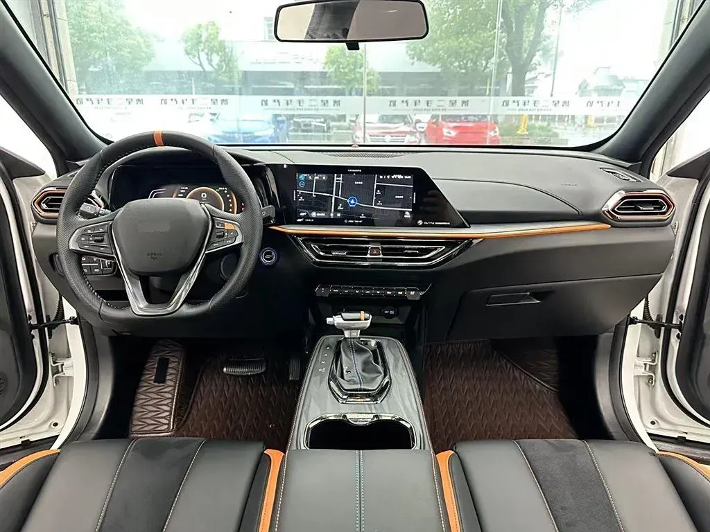 2021 ChangAn Oshan X5 1.5T 180HP L4 7DCT,autocango,china used car exporter,china ev exporter,chinese used car exporter,chinese used ev exporter