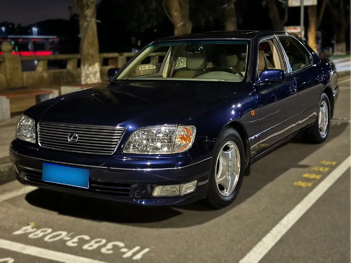 2010 Lexus LS 4.6L 346HP V8 8AT