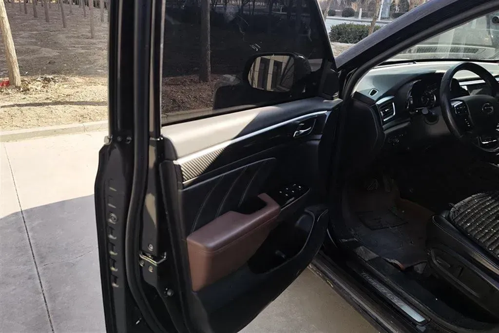 2017 GAC Trumpchi GS7 1.8T 188HP L4 6AT,autocango,china used car exporter,china ev exporter,chinese used car exporter,chinese used ev exporter