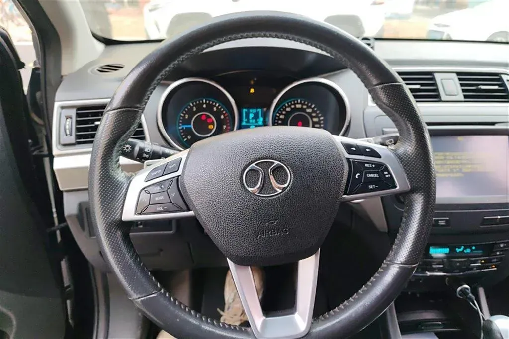 2015 BeiJing Auto Senova X65 2.0T 177HP L4 6AT,autocango,china used car exporter,china ev exporter,chinese used car exporter,chinese used ev exporter