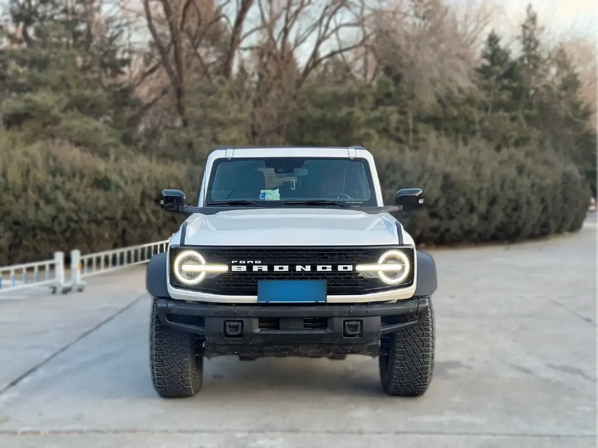 2024 Ford Bronco 2.3T 275HP L4 10AT