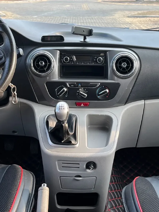 2015 JAC Refine M3 1.6L 120HP L4 5MT,autocango,china used car exporter,china ev exporter,chinese used car exporter,chinese used ev exporter