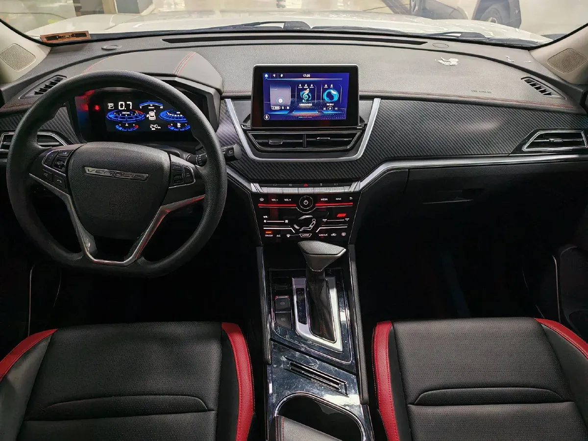 2020 Venucia T60 1.6L 126HP L4 CVT,autocango,china used car exporter,china ev exporter,chinese used car exporter,chinese used ev exporter