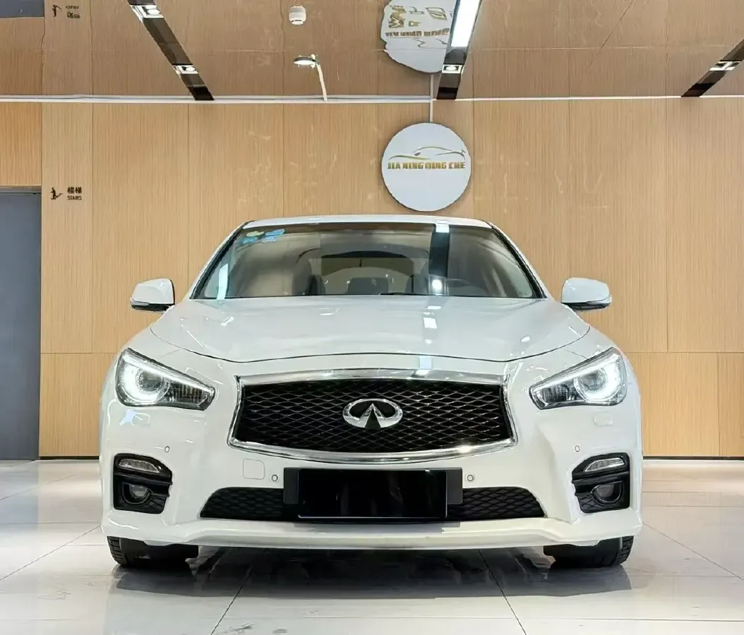 2014 Infiniti Q50 3.7L 351HP V6 7AT,autocango,china used car exporter,china ev exporter,chinese used car exporter,chinese used ev exporter