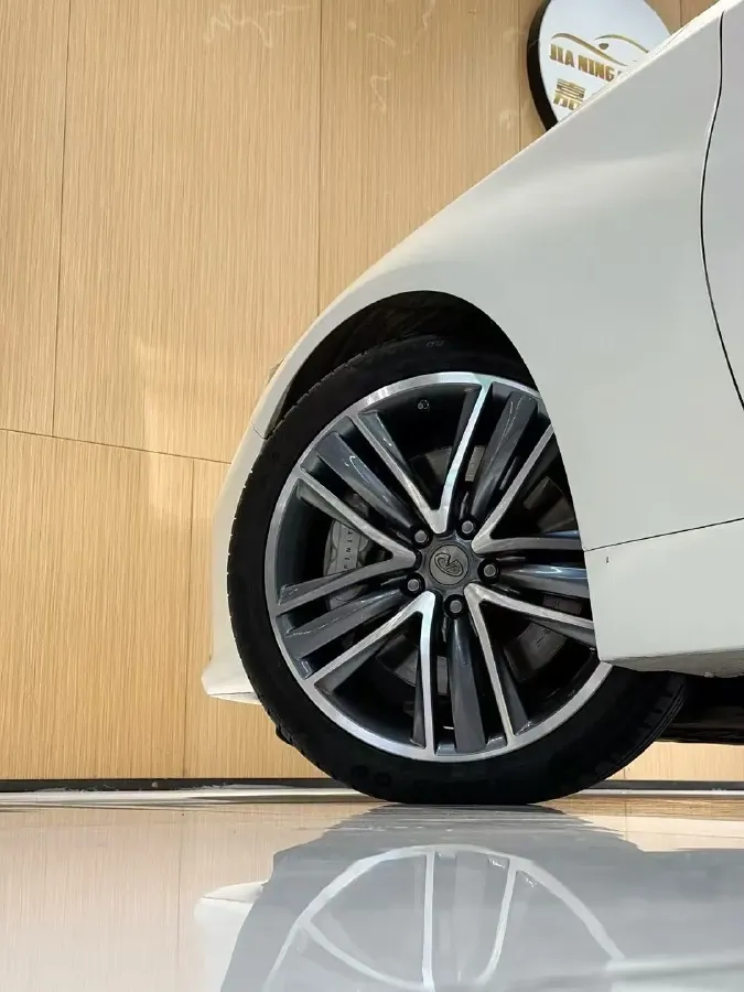 2014 Infiniti Q50 3.7L 351HP V6 7AT,autocango,china used car exporter,china ev exporter,chinese used car exporter,chinese used ev exporter