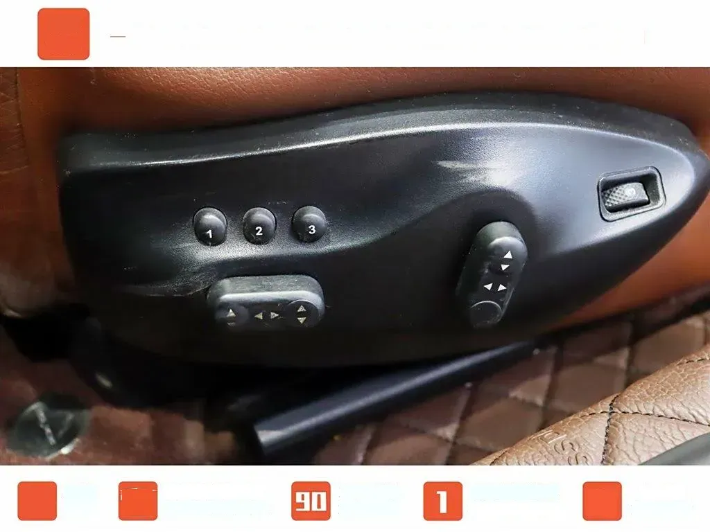 2012 Maserati GranCabrio 4.7L 450HP V8 6AT,autocango,china used car exporter,china ev exporter,chinese used car exporter,chinese used ev exporter