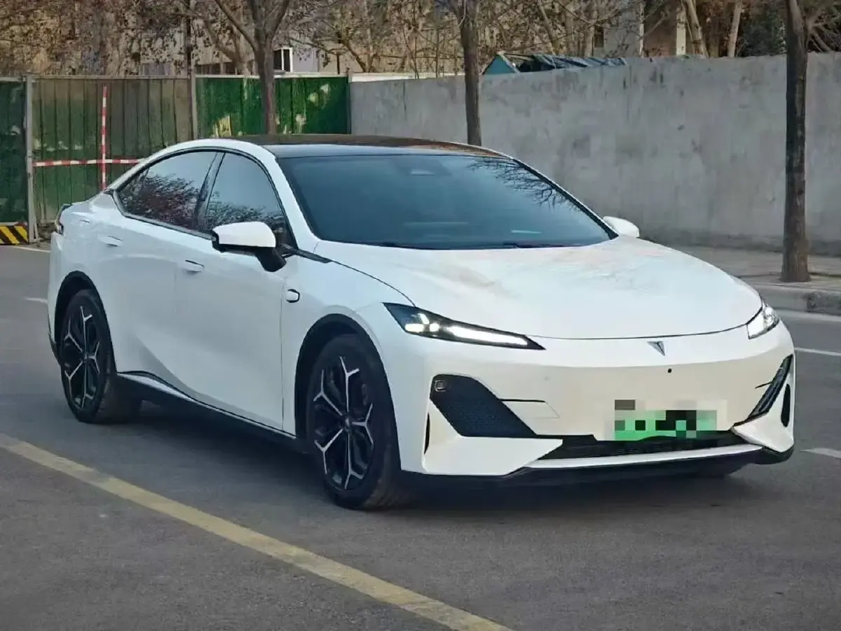 2023 Deepal SL03 1.5L 95HP L4 REEV 28.39KWH