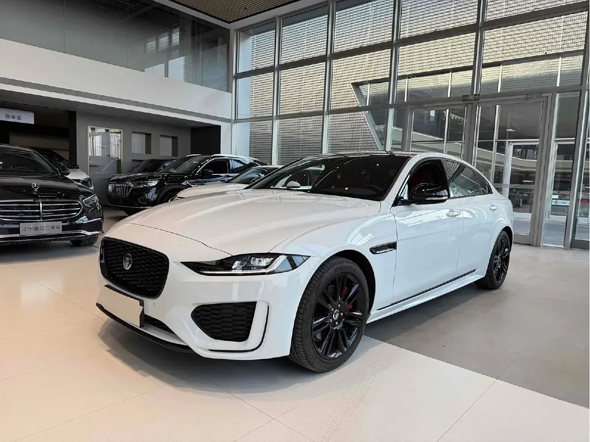 2024 Jaguar XEL 2.0T 250HP L4 8AT